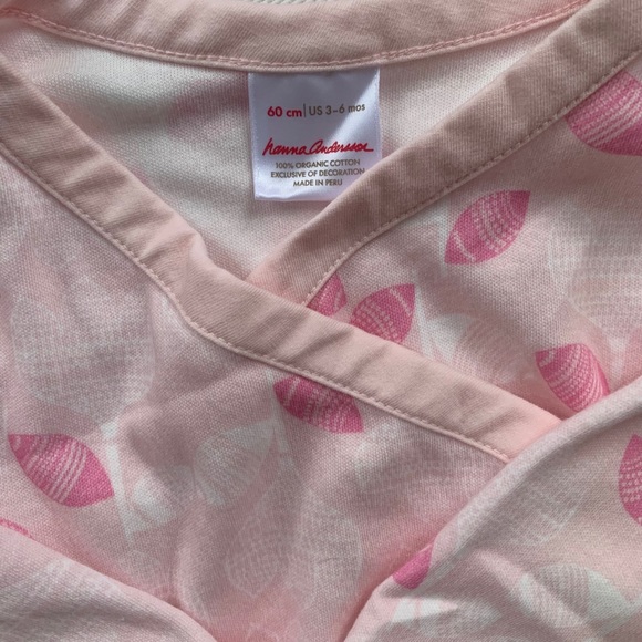 Hanna Anderson pink and white flower pjs and top - Picture 3 of 3